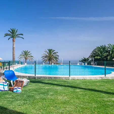 Apartment Moderno Con Impresionantes Vistas Al Mar