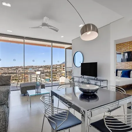 Apartment Moderno Con Impresionantes Vistas Al Mar